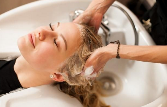 冷水洗头好不好